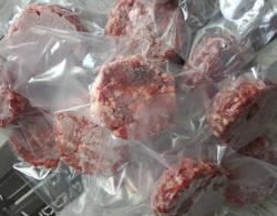 ワンちゃん用新鮮な鹿肉_広島県北部の天然の鹿肉を50gと100gのパテでお届けいたします。